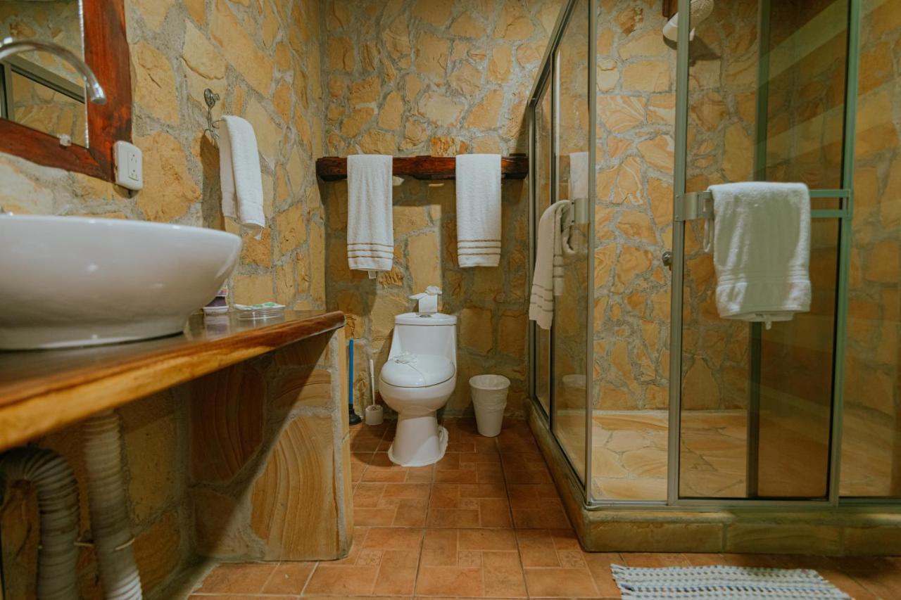 קפוס Oasis Diverse Adult Retreat מראה חיצוני תמונה